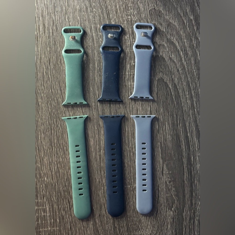 {SHEIN} Set of Three Silicone Watch Bands 38MM